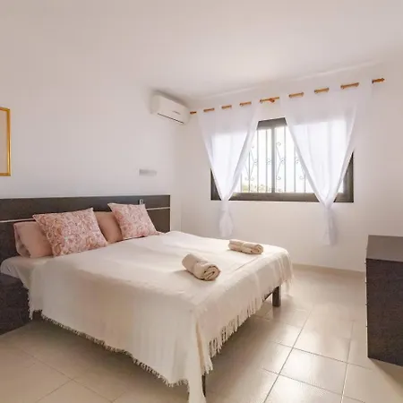 Apartmán Paradise Court *